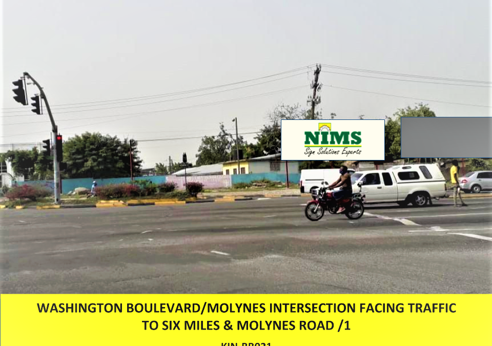 Washington Boulevard / Molynes Intersection facing traffic to Three Miles/1 (KIN-BB021)